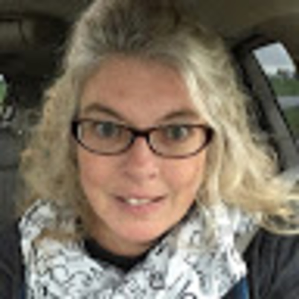 Meet your Posher, Julie
